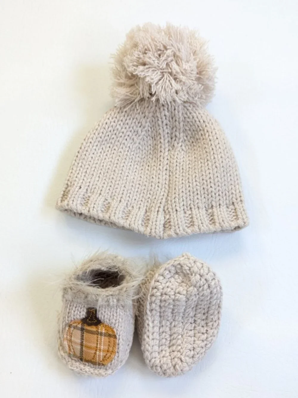 Little Me Harvest Fall Pumpkin Baby Knit Beanie & Booties Set Beige 0-6M Unisex